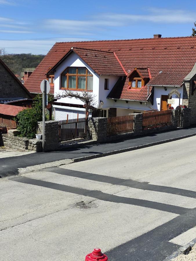 Hotel Oleander Vendeghaz Tihany Exteriér fotografie
